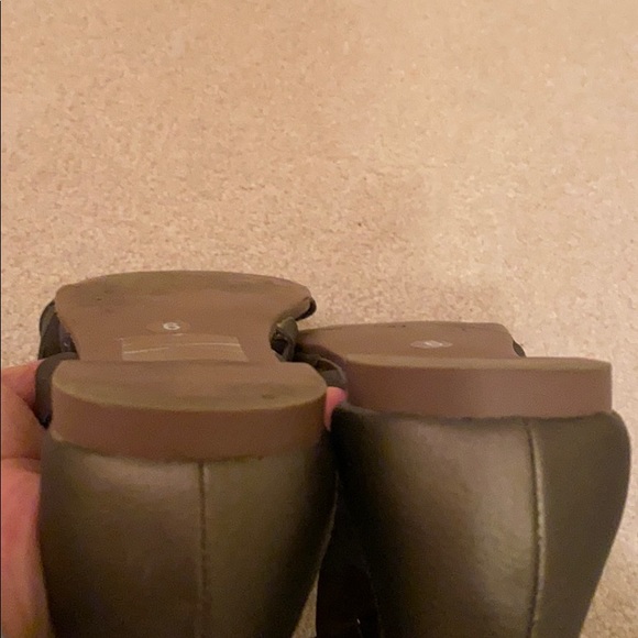 GAP gladiator sandals size 6 - Picture 7 of 7